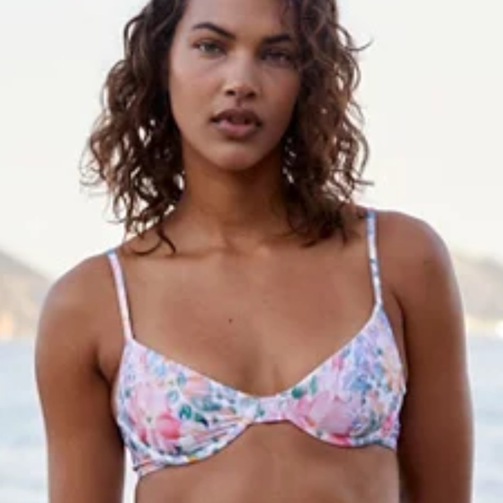 ISO Beach Riot Top